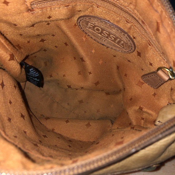 Authentic Vintage FOSSIL Crossbody - Picture 3 of 6